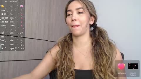 Snapshot of emma_aaa chatting on 31, 1, 2025 Rocio online show from 31, 1, 2025