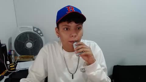 emma_and_thom online show from 7, 2, 2026