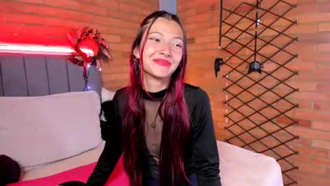 Hey Im EmmaHelp me reach 100 likes online show from 23, 7, 2026