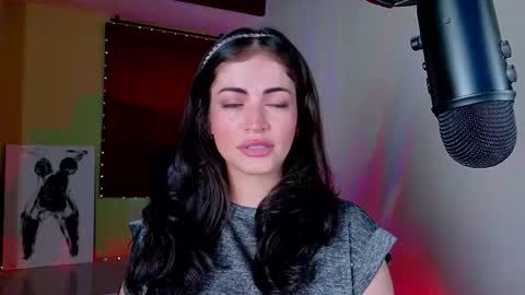 Snapshot of emma_blanco chatting on 23, 11, 2025 Emma online show from 23, 11, 2025