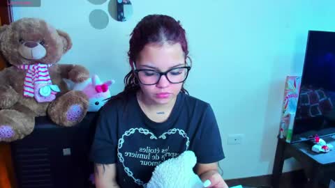 emma_boo_ online show from 24, 4, 2026