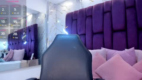 Snapshot of emma_carterr1 chatting on 31, 5, 2026 pau online show from 31, 5, 2026
