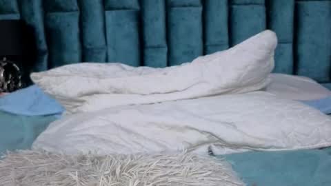 Emma online show from 14, 12, 2025