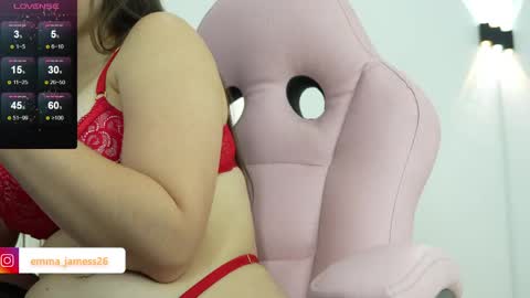 Snapshot of emma_jamess chatting on 5, 6, 2026 emma_jamess online show from 5, 6, 2026