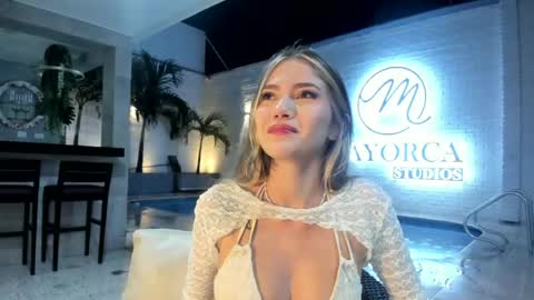 emma_jhoons online show from 26, 4, 2026