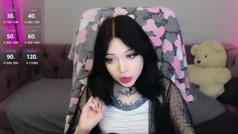 emma_kirks online show from 15, 12, 2025