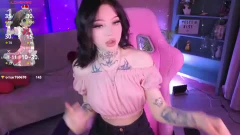 Snapshot of emma_kirks chatting on 20, 6, 2026 emma_kirks online show from 20, 6, 2026