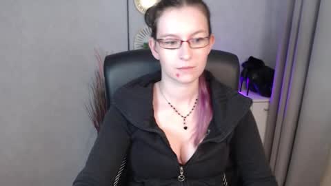 emma online show from 1, 10, 2025