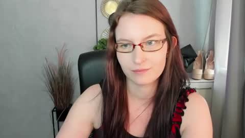 emma online show from 28, 7, 2026
