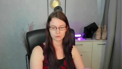 emma online show from 28, 7, 2026