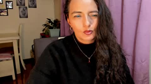  emma luxy online show from 2, 4, 2026