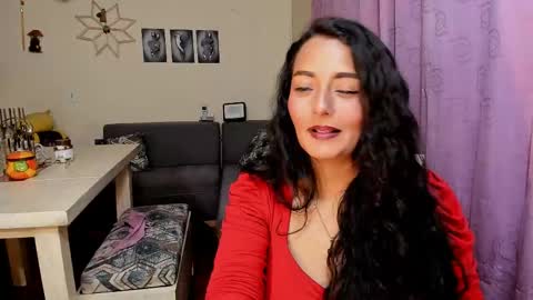  emma luxy online show from 30, 4, 2026