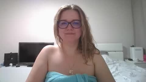 Snapshot of emma_misty_ chatting on 10, 3, 2026 emma_misty_ online show from 10, 3, 2026