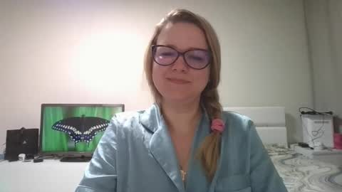 Snapshot of emma_misty_ chatting on 11, 3, 2026 emma_misty_ online show from 11, 3, 2026