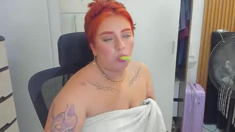 Snapshot of emma_queens1 chatting on 16, 3, 2026 Emma online show from 16, 3, 2026