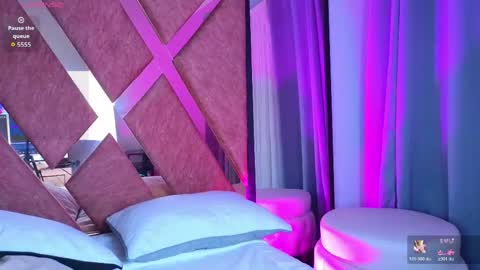 EMMA REVEES  online show from 21, 4, 2026