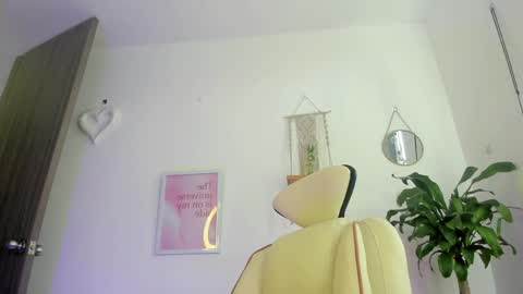 Emma online show from 3, 4, 2026