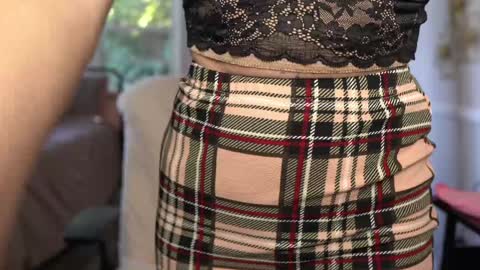 Emma Ruby online show from 16, 12, 2024