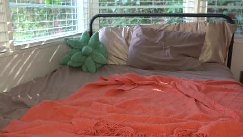 Emma Ruby online show from 18, 1, 2025