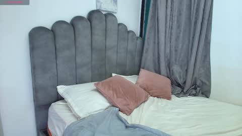 emma_saenz01 online show from 8, 5, 2026