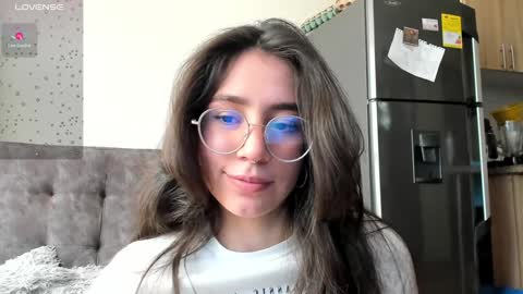 Emma online show from 12, 12, 2024