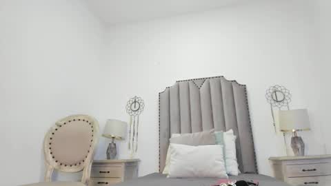 emma scott 7 online show from 1, 12, 2025