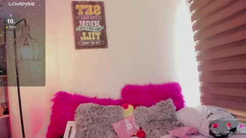 EMMA  online show from 18, 4, 2026