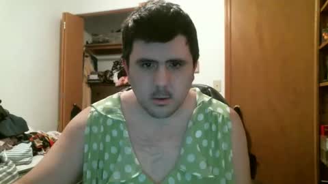 Snapshot of emma_the_boy chatting on 13, 4, 2026 emma_the_boy online show from 13, 4, 2026