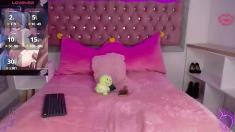 Snapshot of emma_wilder chatting on 7, 2, 2025 neko online show from 7, 2, 2025