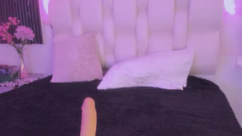 emmaa00_ online show from 13, 3, 2026