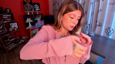 Snapshot of emmaa_hostt chatting on 15, 1, 2025 Ema .l. online show from 15, 1, 2025