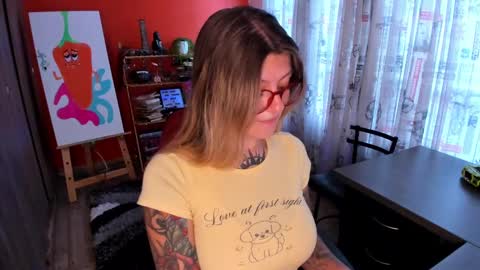 Snapshot of emmaa_hostt chatting on 15, 2, 2025 Ema .l. online show from 15, 2, 2025