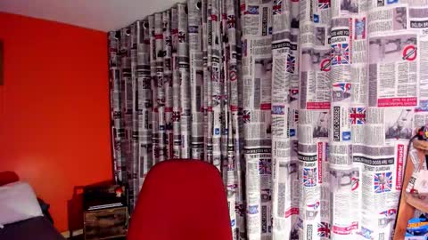 Snapshot of emmaa_hostt chatting on 24, 9, 2025 Ema .l. online show from 24, 9, 2025