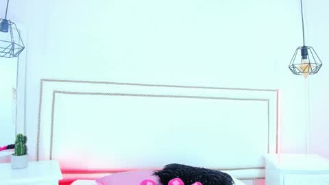 Emma  online show from 8, 4, 2026