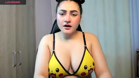 Snapshot of emmaamartinez chatting on 9, 11, 2025 modelo independente online show from 9, 11, 2025