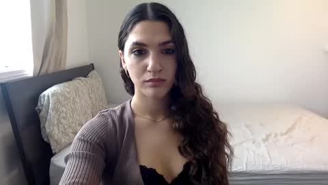 Snapshot of emmababy2322 chatting on 10, 12, 2024 Emma online show from 10, 12, 2024