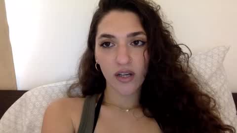 Snapshot of emmababy2322 chatting on 22, 1, 2025 Emma online show from 22, 1, 2025