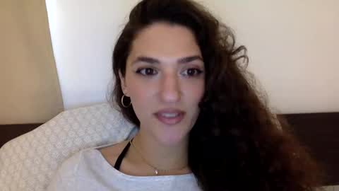 Snapshot of emmababy2322 chatting on 27, 1, 2025 Emma online show from 27, 1, 2025