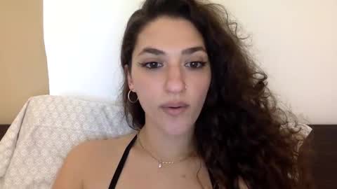 Snapshot of emmababy2322 chatting on 29, 1, 2025 Emma online show from 29, 1, 2025