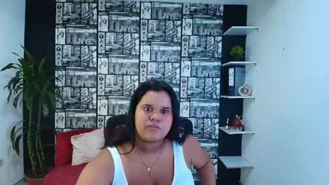 EmmaBennett  online show from 22, 4, 2026