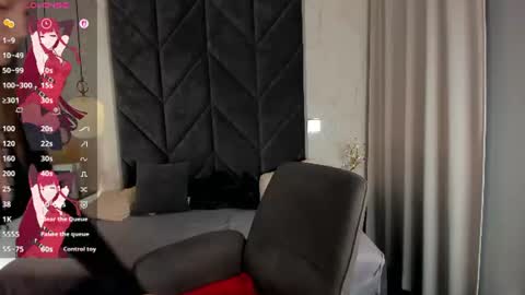 Snapshot of emmabloomm chatting on 25, 6, 2026 Emma online show from 25, 6, 2026