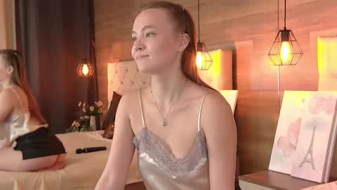 EmmaCamm online show from 19, 10, 2025