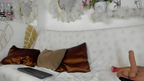 Snapshot of emmaduque chatting on 21, 5, 2026 Emma Duque online show from 21, 5, 2026