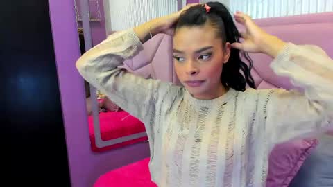 Snapshot of emmaebony_ chatting on 9, 6, 2026 emmaebony_ online show from 9, 6, 2026