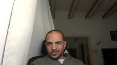 Snapshot of emmagold123 chatting on 25, 12, 2024 Ariel online show from 25, 12, 2024