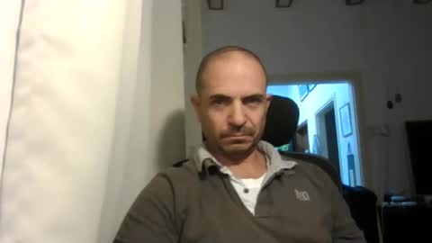 Snapshot of emmagold123 chatting on 15, 12, 2025 Ariel online show from 15, 12, 2025