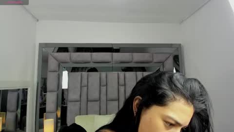 EMMA HILL online show from 6, 2, 2026