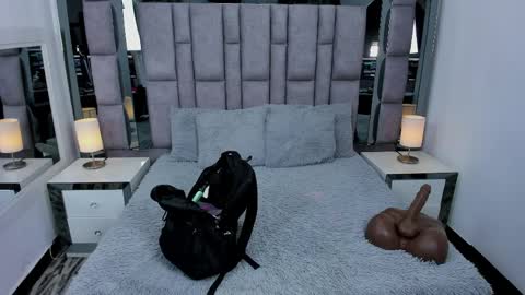 EMMA HILL online show from 7, 4, 2026