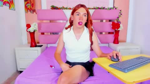 Emma Hilton online show from 18, 4, 2026