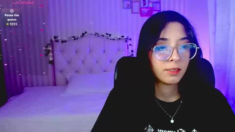 Snapshot of emmalove_doll chatting on 24, 2, 2026 Emmas Room online show from 24, 2, 2026